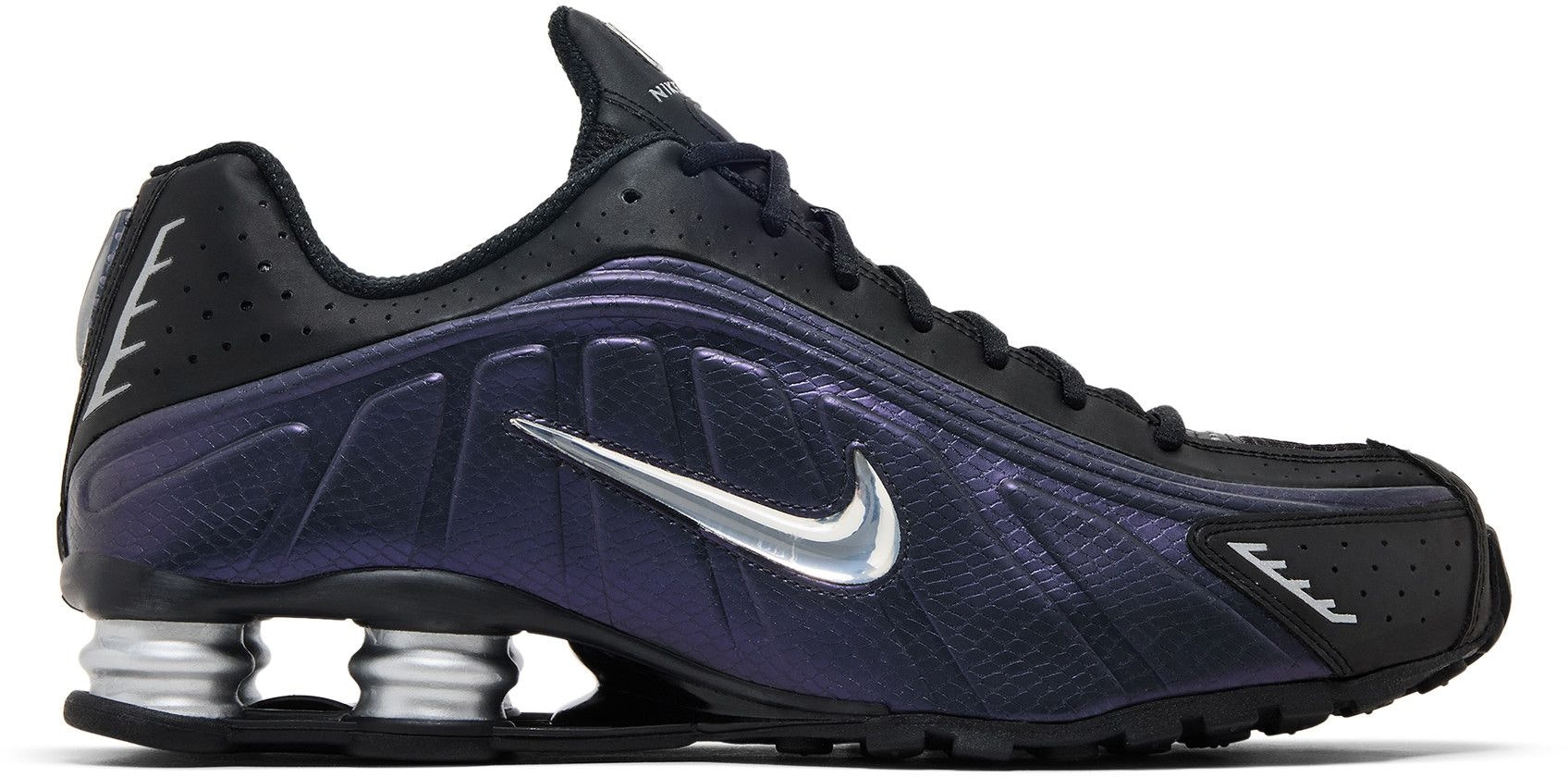 nike-shox-r4-black-metallic-silver-purple-dynasty-io-4546-002
