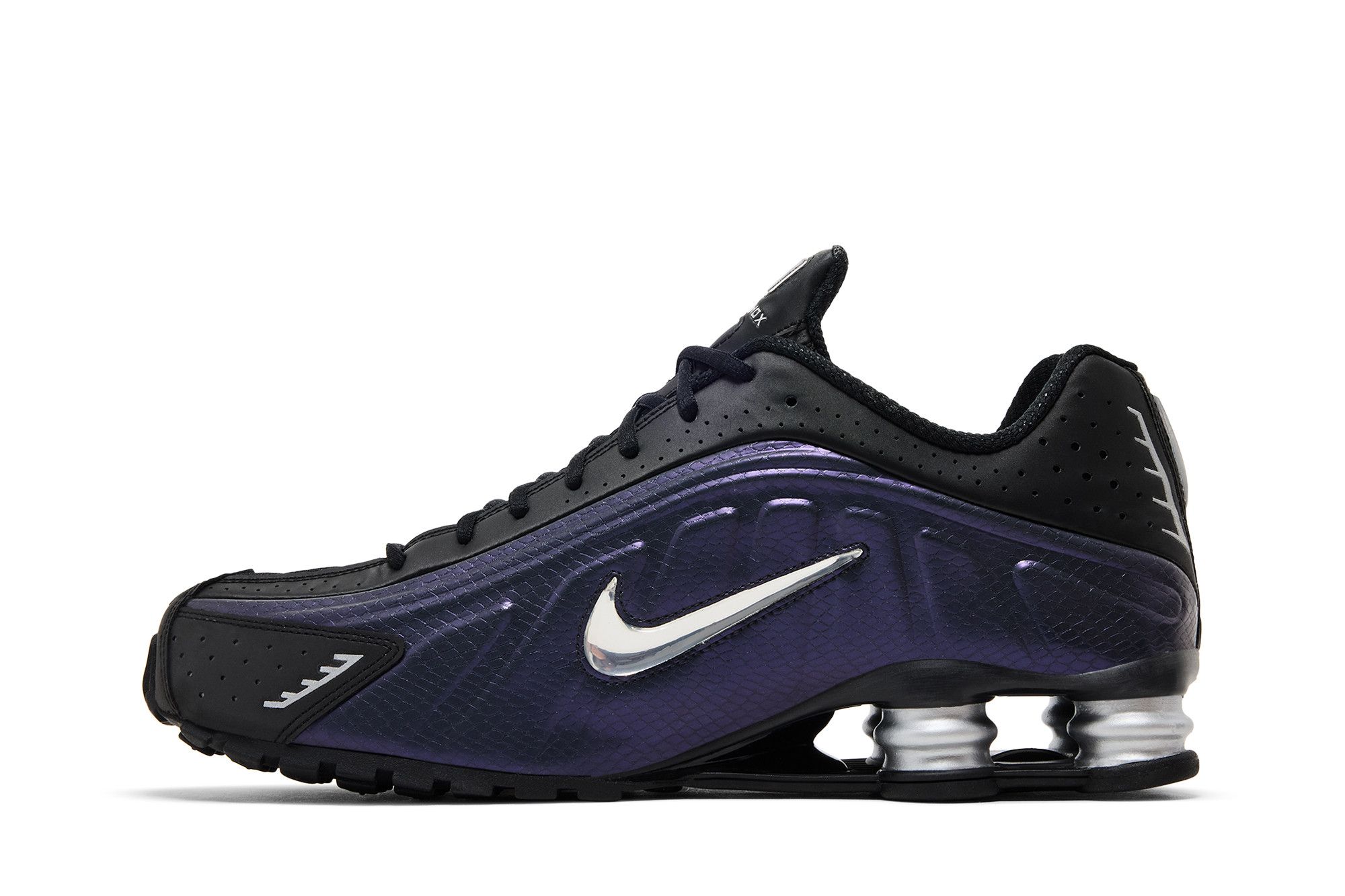 Lookbook Nike Shox R4 Hitam Perak Metalik Ungu Dynasty IO4546-002