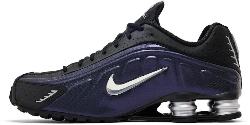 Nike Shox R4 Hitam Perak Metalik Ungu Dynasty IO4546-002 Lookbook Nike Shox R4 Hitam Perak Metalik Ungu Dynasty IO4546-002