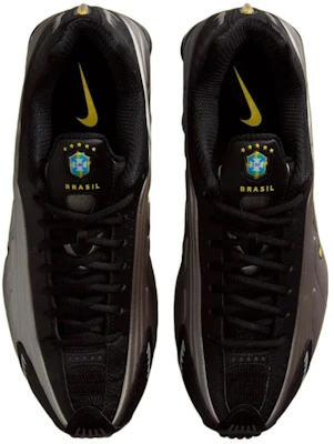 Nike Shox R4 ''Brazil'' - Kasut Ikonik Nike Shox Warna Inspirasi Brazil IO8134-001 Lookbook Nike Shox R4 ''Brazil'' - Kasut Ikonik Nike Shox Warna Inspirasi Brazil IO8134-001