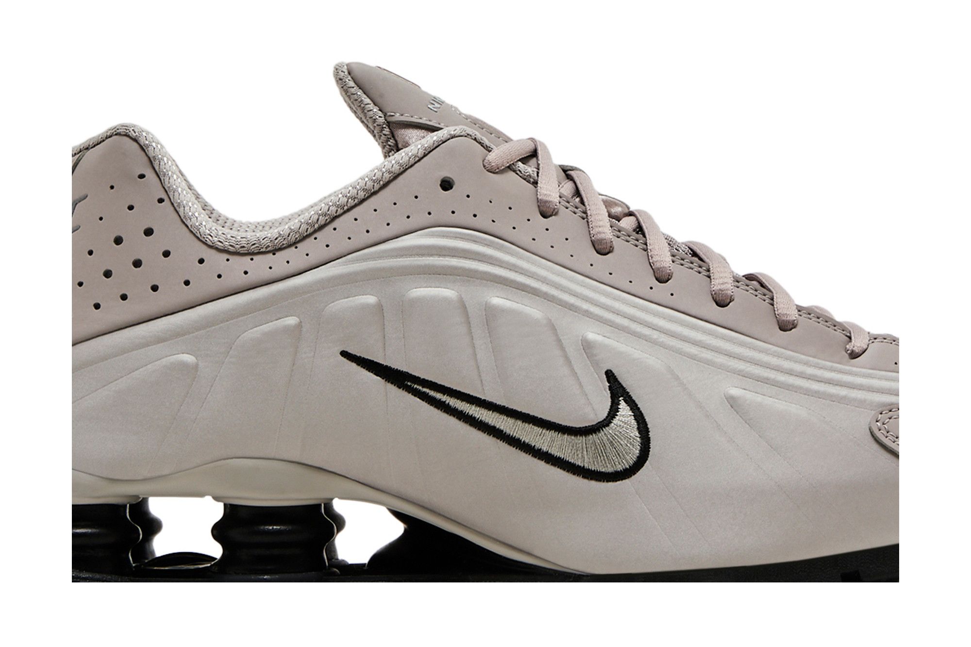 Order Nike Shox R4 '灰色大學款' IH0265-009