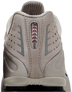 Nike Shox R4 ''Kelabu Kolej'' IH0265-009 Sizing Nike Shox R4 ''Kelabu Kolej'' IH0265-009