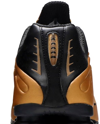Nike Shox R4 'Emas Metalik' 104265-702 Sizing Nike Shox R4 'Emas Metalik' 104265-702