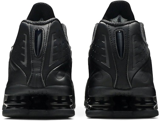 All black leather nike 2025 shox