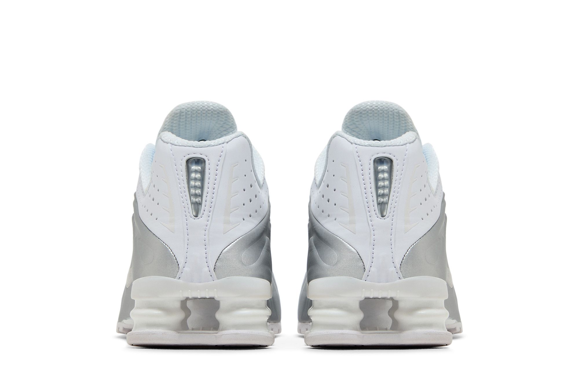 Sizing 耐克 Shox R4 '白色金属银' HQ1988-101