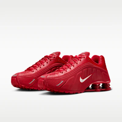 Nike Shox R4 Rot/Silber Metallic Herren Sneaker IQ0608-687 Details for Nike Shox R4 Rot/Silber Metallic Herren Sneaker IQ0608-687