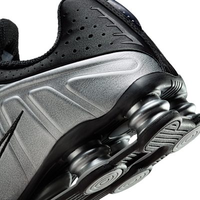 Cheap Nike Shox R4 Perak Metalik/Hitam/Perak Metalik. HQ1988-007