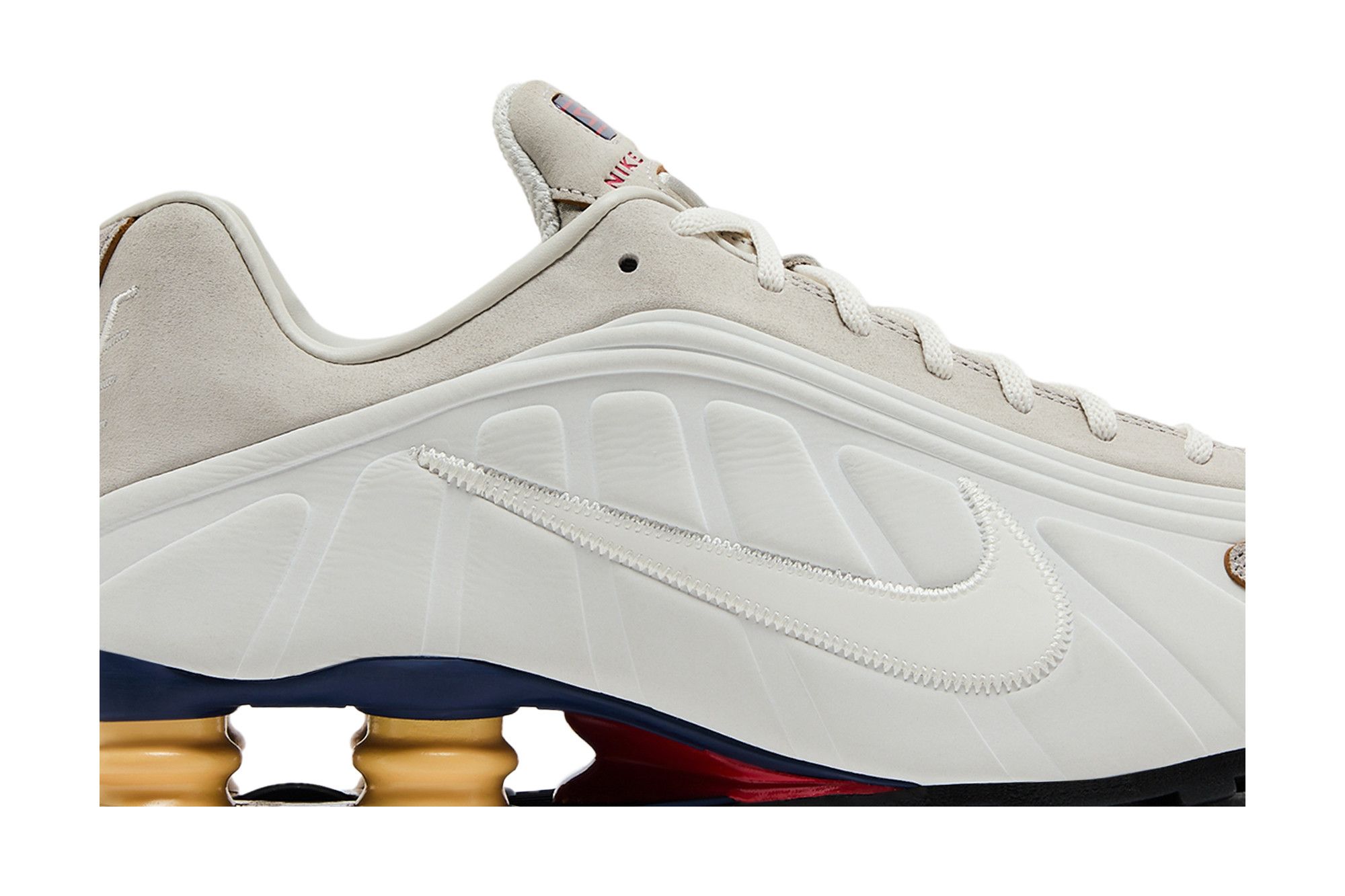 Lookbook Nike Shox R4 Premium 'Design By Korea' HQ3531-099 (設計來自韓國)