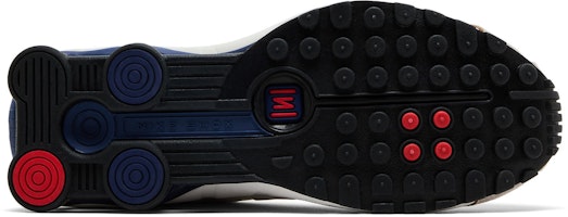 耐克Shox R4高级款“韩国设计” HQ3531-099 Shop 耐克Shox R4高级款“韩国设计” HQ3531-099