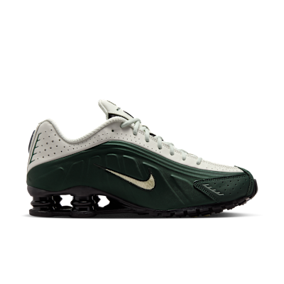 Lookbook Nike Shox R4 運動鞋 黑松/松綠光/黑色/橄欖綠光 HQ1988-300