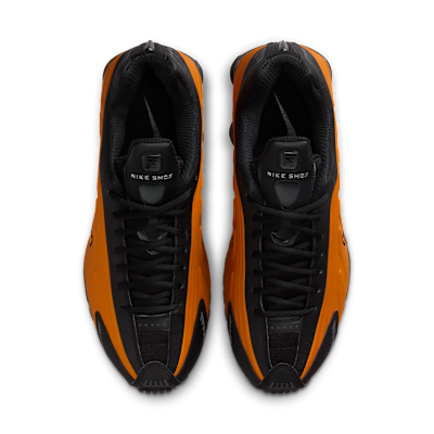 Shop ナイキ ショックス R4 スニーカー ブライトセラミック/ブラック/メタリックダークグレー HQ1988-800