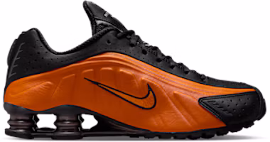 Shop Nike Shox R4 運動鞋 明亮陶瓷/黑/金屬深灰/明亮陶瓷 HQ1988-800