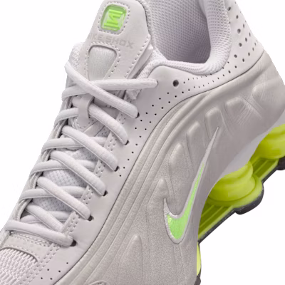 Nike Shox R4 運動鞋 大學灰/最佳灰/中灰/螢光綠 CW2626-008 Sizing Nike Shox R4 運動鞋 大學灰/最佳灰/中灰/螢光綠 CW2626-008