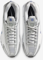 ナイキショックスR4スニーカー HQ1988-100 Shop ナイキショックスR4スニーカー HQ1988-100