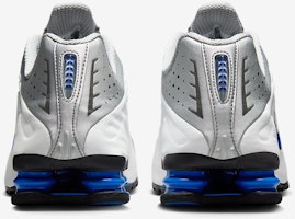 ナイキショックスR4スニーカー HQ1988-100 Details for ナイキショックスR4スニーカー HQ1988-100