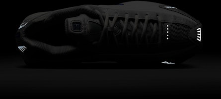 ナイキショックスR4スニーカー HQ1988-100 1