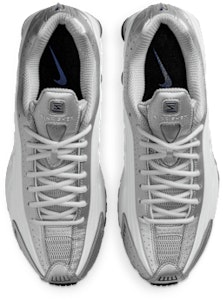 耐克 Shox R4 白色/金属银/深皇家蓝/白色 HQ1988-102 Shop 耐克 Shox R4 白色/金属银/深皇家蓝/白色 HQ1988-102