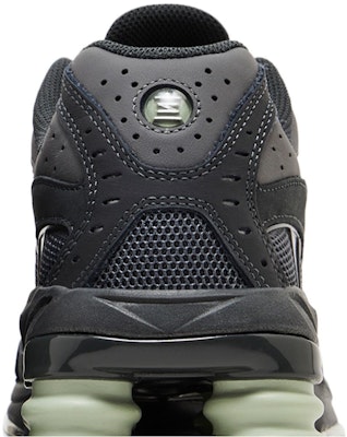 Nike Shox Ride 2 'Anthracite' HV2540-001 Sizing Nike Shox Ride 2 'Anthracite' HV2540-001