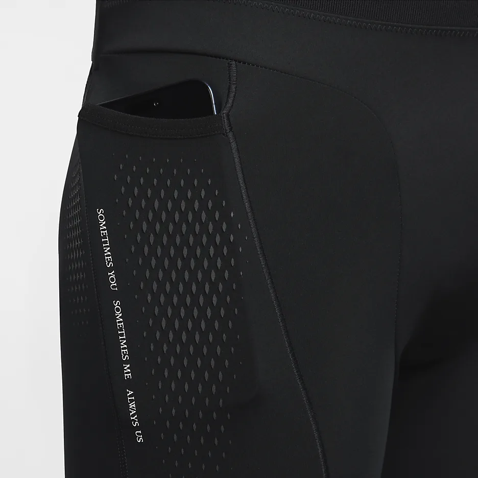 Sizing Nike Celana Basket Slim Fit Satu Kaki Logo Solid Warna Hitam DN0003-010