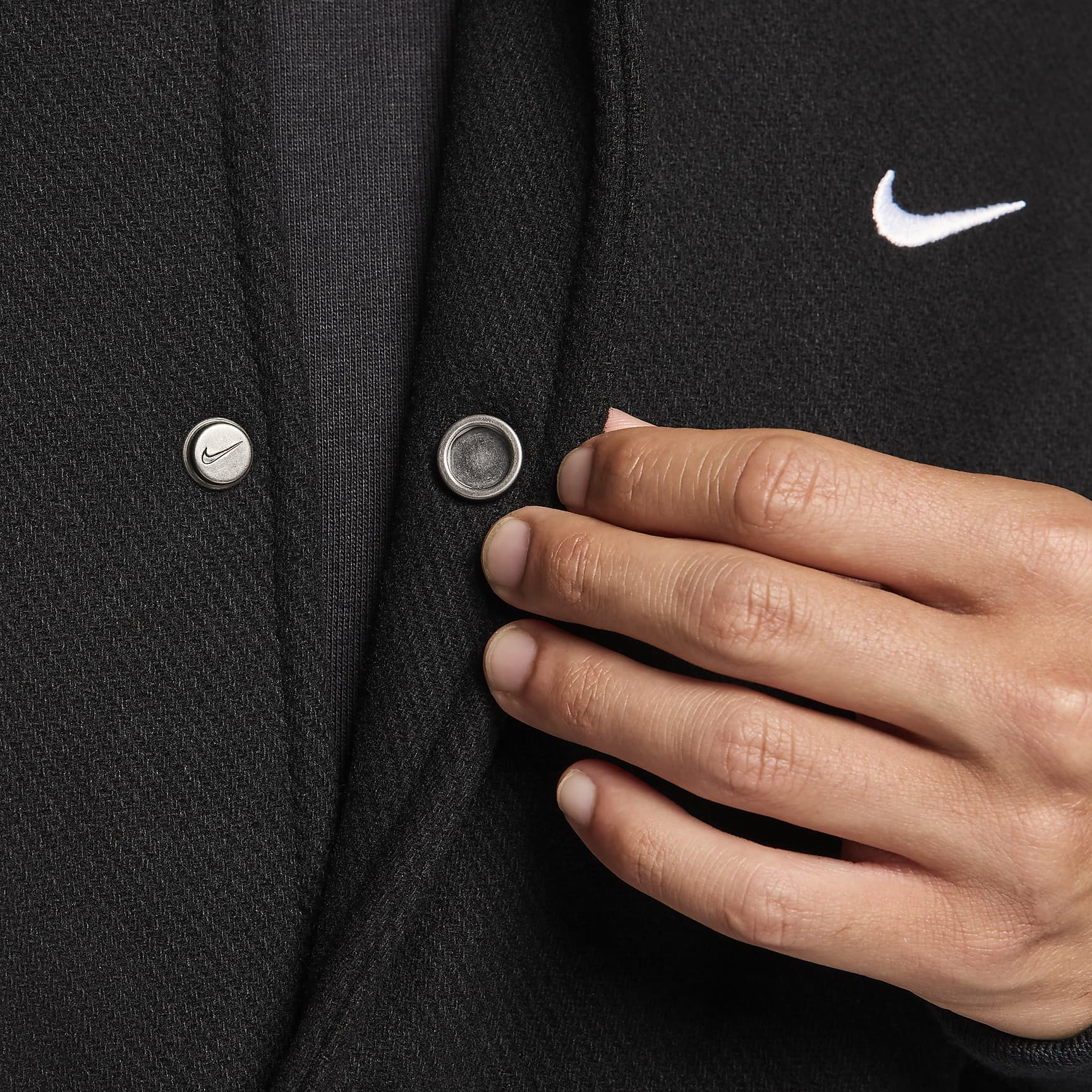 Shop Nike Solo Wool 棒球風黑白時尚長袖外套 FZ1168-010