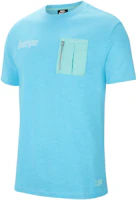 Nike Sportswear Barcelona Pocket Training Football Tee Blue. DC7280-425 Nike Sportswear Barcelona Pocket Training Football Tee Blue. DC7280-425