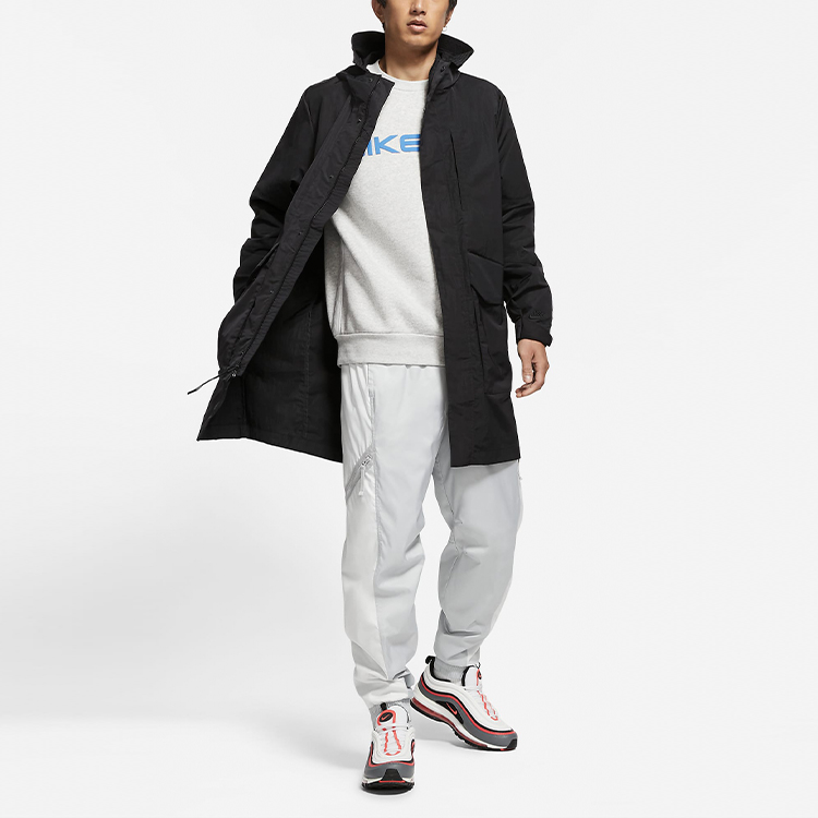 Shop 耐克运动黑色连帽大口袋梭织夹克 CZ9888-010