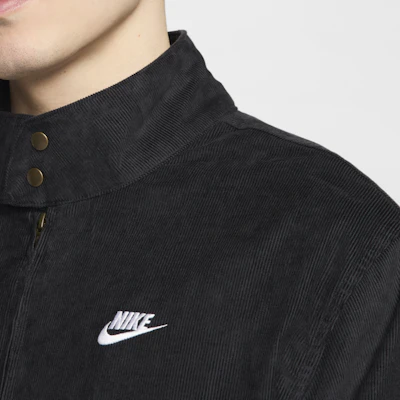 Nike Sportswear Club Jaket Harrington Korduroi Hitam Gaya Retro FZ0632-010 Details for Nike Sportswear Club Jaket Harrington Korduroi Hitam Gaya Retro FZ0632-010
