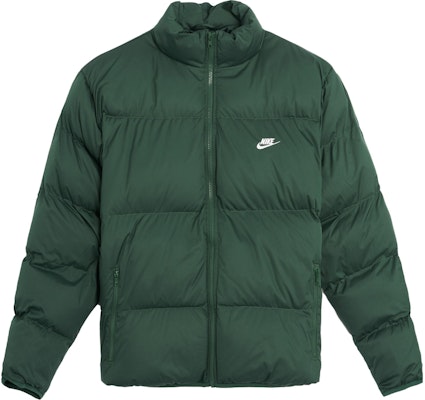 Nike Sportswear Club Logo Embroidered Puffer Jacket Men’s Green. FB7368-323 Order Nike Sportswear Club Logo Embroidered Puffer Jacket Men’s Green. FB7368-323
