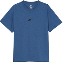 Nike Sportswear Essentials Blue Logo Crewneck Casual Breathable T-Shirt. DN5241-407