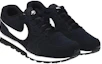 Shop 耐克运动鞋MD Runner 2 '黑色' AQ9211-004