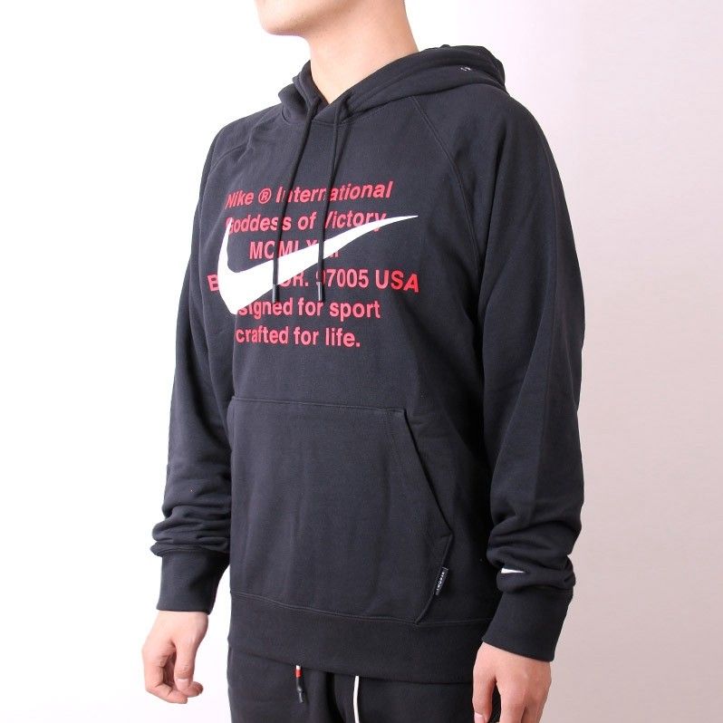 Sizing Nike 運動風連帽衫黑色上衣 Swoosh Logo 休閒套頭衛衣 CJ4864-010