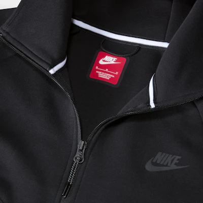 Nike Sportswear Tech Fleece Windrunner Hoodie Jaket Hitam HV0950-010 Details for Nike Sportswear Tech Fleece Windrunner Hoodie Jaket Hitam HV0950-010
