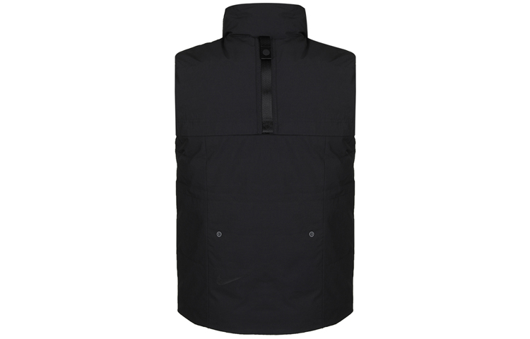 Lookbook Nike Sportswear Tech Pack Rompi Hitam dengan Kantong Dapat Dilepas. CU3767-010