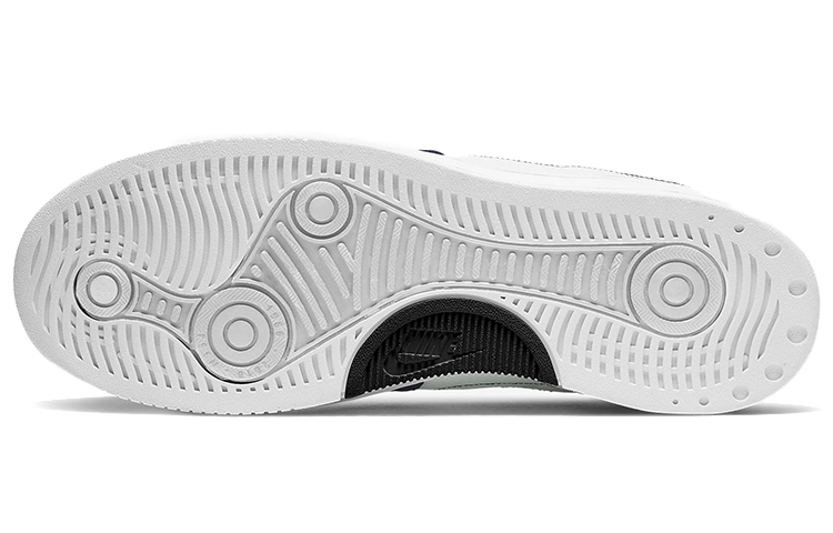 Shop Nike Squash Type 輕便耐磨 低筒 板鞋 男款 黑白橙