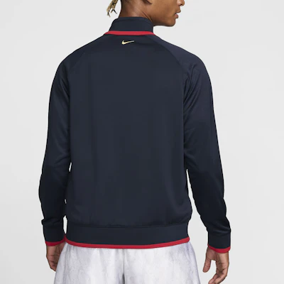 Nike SS24 Jaket Pria Kobe Merah Hitam Logo Stand Collar Zip-Up FZ0937-475 Shop Nike SS24 Jaket Pria Kobe Merah Hitam Logo Stand Collar Zip-Up FZ0937-475