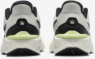 (JR) Nike Star Runner 4 'Blanco Summit y Cebada' DX7615-102 Details for (JR) Nike Star Runner 4 'Blanco Summit y Cebada' DX7615-102