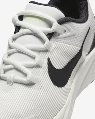 (Youth) Nike Star Runner 4 'Summit White Barley' DX7615-102 Sizing (Youth) Nike Star Runner 4 'Summit White Barley' DX7615-102