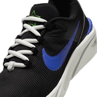 Nike Star Runner 4 黑色/高峰白/綠擊/賽車藍 DX7615-004 Sizing Nike Star Runner 4 黑色/高峰白/綠擊/賽車藍 DX7615-004