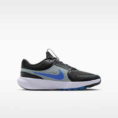 Nike Star Runner 5 Anthracite/Light Pumice/Photon Dust/Blue Crystal HF7004-011 Lookbook Nike Star Runner 5 Anthracite/Light Pumice/Photon Dust/Blue Crystal HF7004-011
