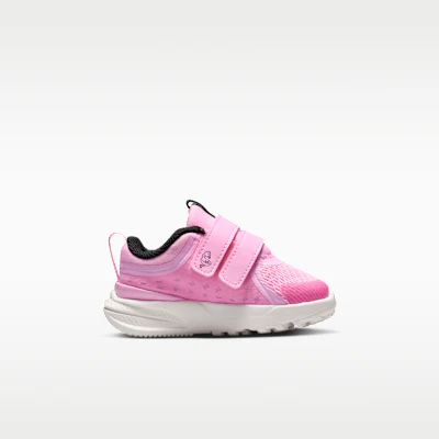 Nike Star Runner 5 Roze/Zwart/Sail/Roze IM7651-600 Lookbook Nike Star Runner 5 Roze/Zwart/Sail/Roze IM7651-600