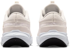Details for Nike Star Runner 5 運動鞋 白金色/黑色/金屬金 HF7004-007