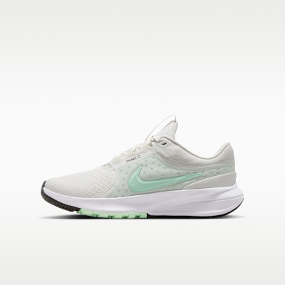 Nike Star Runner 5 Summit White/Black/Barely Green/Arctic Green HF7004-104