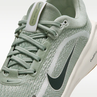 (JR) 耐克 Stella Ride 翡玉绿/云杉光环/淡象牙/黑云杉 HQ3266-301 Sizing (JR) 耐克 Stella Ride 翡玉绿/云杉光环/淡象牙/黑云杉 HQ3266-301