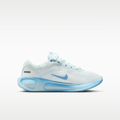 Nike Stellar Ride Putih Summit/Biru Glacier/Biru Football HQ3266-108 Lookbook Nike Stellar Ride Putih Summit/Biru Glacier/Biru Football HQ3266-108