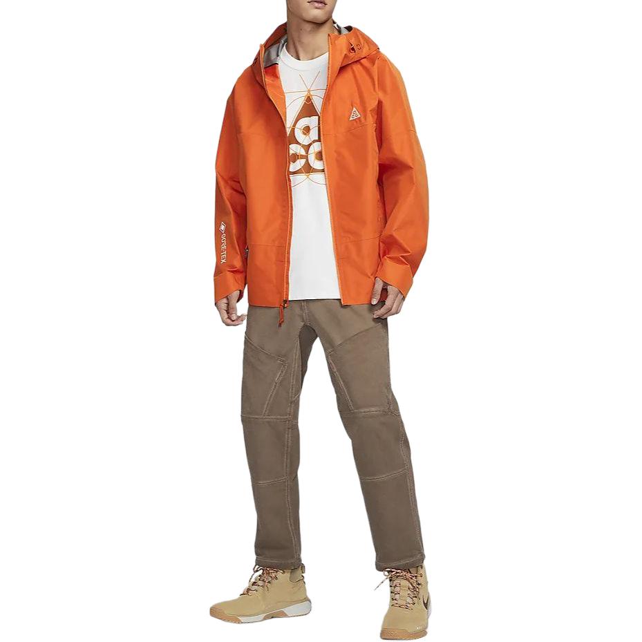 Shop ナイキ ストーム-FIT GORE-TEX 防水防風ジャケット オレンジ. DB3560-893