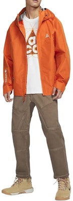 ナイキ ストーム-FIT GORE-TEX 防水防風ジャケット オレンジ. DB3560-893 Shop ナイキ ストーム-FIT GORE-TEX 防水防風ジャケット オレンジ. DB3560-893