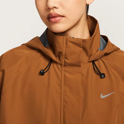 Nike Storm-FIT Swift Lightweight Running Jacket Light British Khaki/Black FB7493-281 Details for Nike Storm-FIT Swift Lightweight Running Jacket Light British Khaki/Black FB7493-281