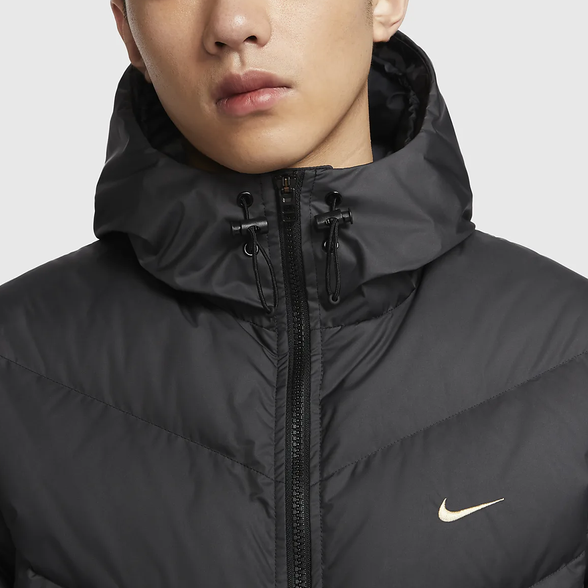 Sizing Nike Storm-FIT Windrunner 黑色防風防水連帽外套 HQ4183-010