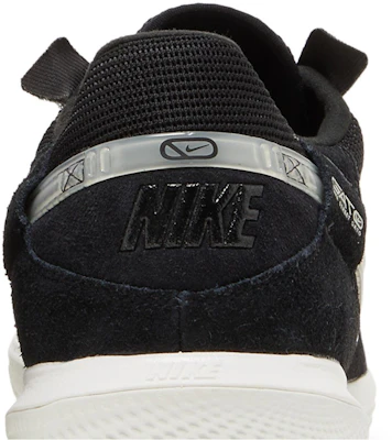 나이키 스트리트가토 '블랙 오프 누아' DC8466-010 1