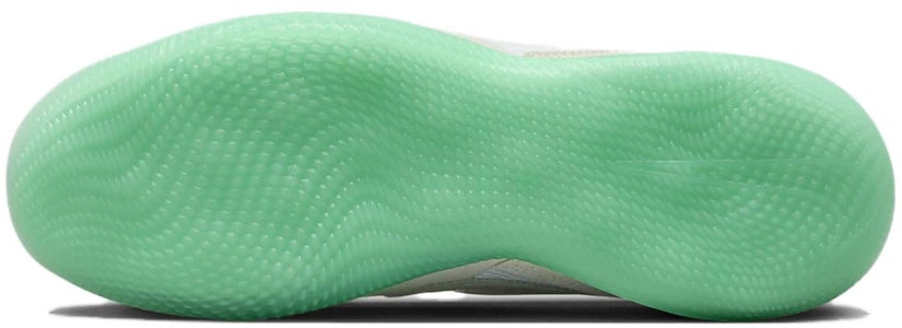 Nike Streetgato 'Blanco Summit Green Glow'. DC8466-102 Lookbook Nike Streetgato 'Blanco Summit Green Glow'. DC8466-102